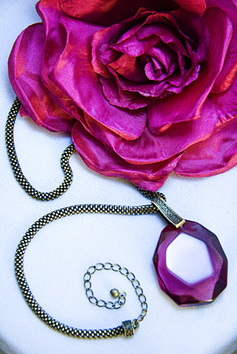 Olena Bilyk: Necklace